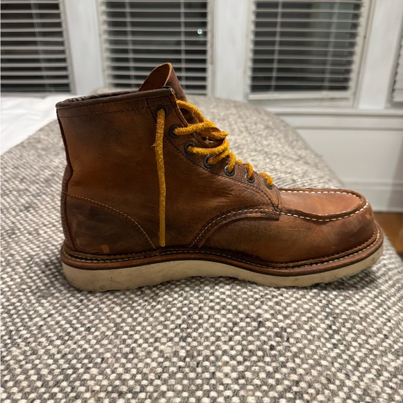 Redwing 6 inch moc. Worn twice.size 9.5 - Picture 3 of 7